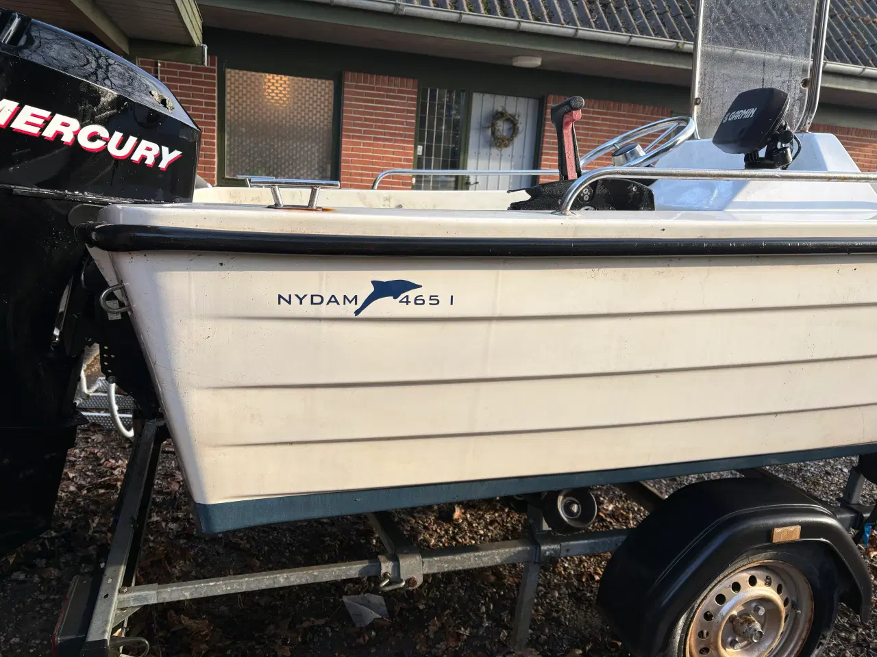 Billede 2 - Styrepultsbåd med 40 hk 4t og trailer 