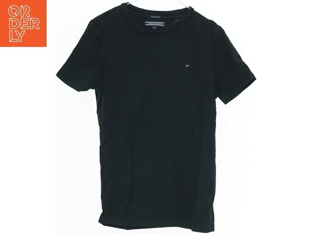 Billede 1 - Sort T-shirt fra Tommy Hilfiger (str. 140)