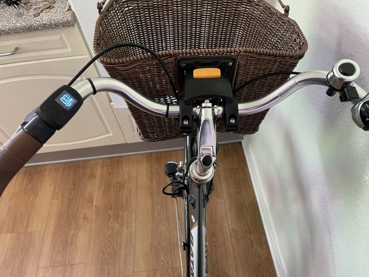 Billede 5 - flot batavus dame elcykel 28"  7 gear.