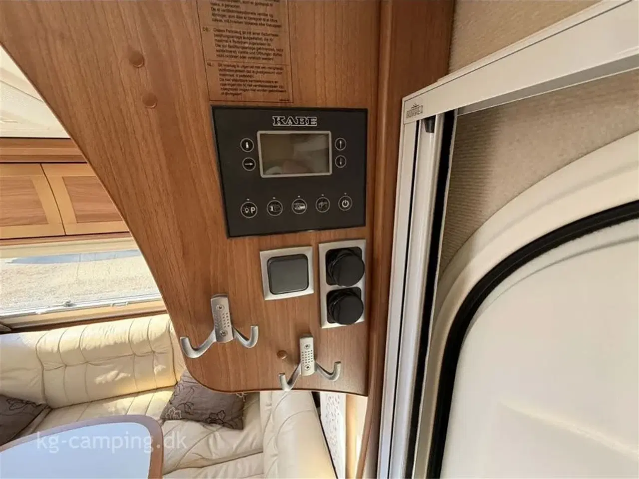 Billede 14 - 2011 - Kabe Royal 520 XL   Dobbeltseng - Sunshine plus - mover - Kompressor køleskab og meget meget mere.