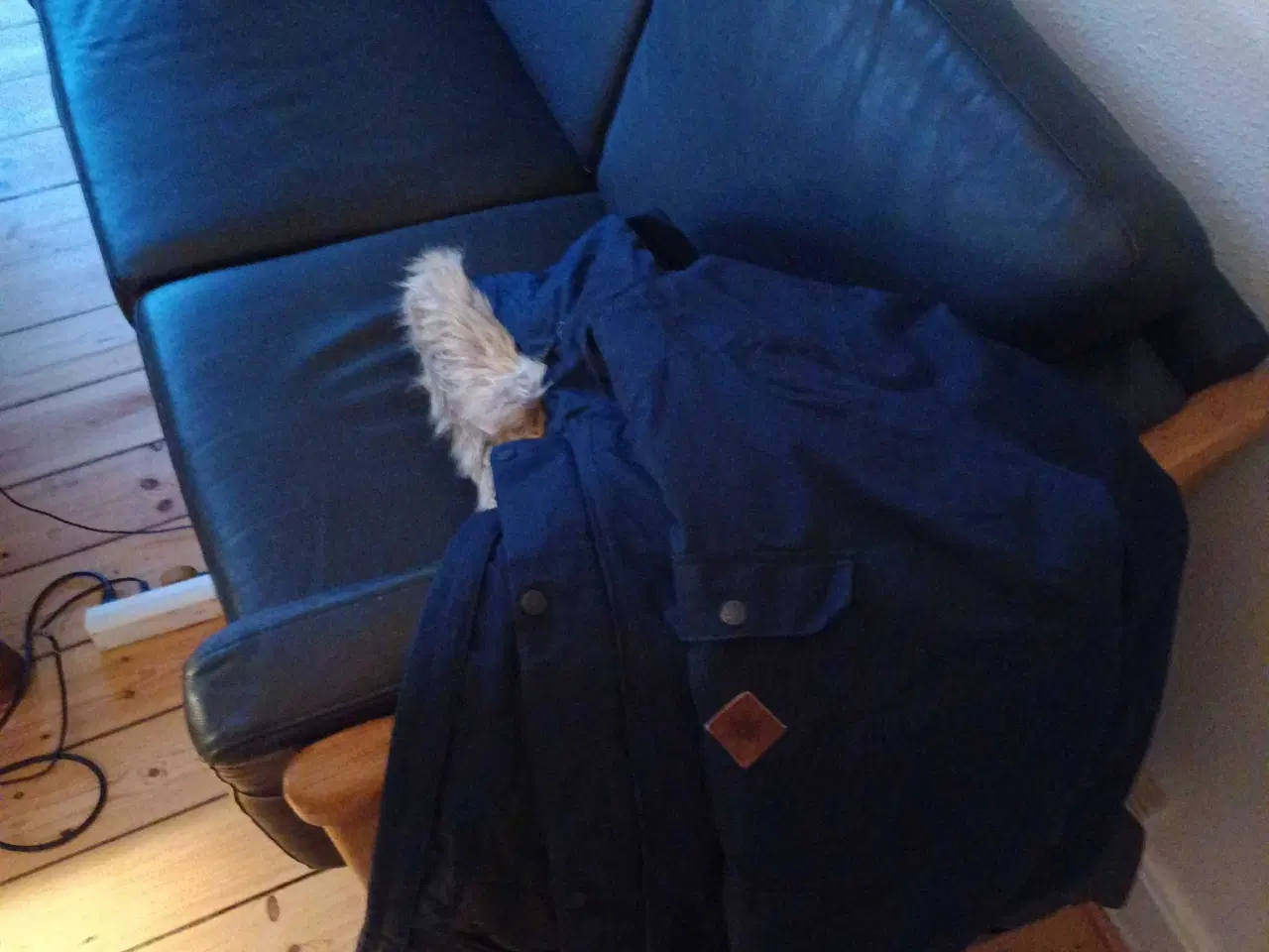 Billede 3 - En gode vinterjakke normal pris er 2000 kr  Den er