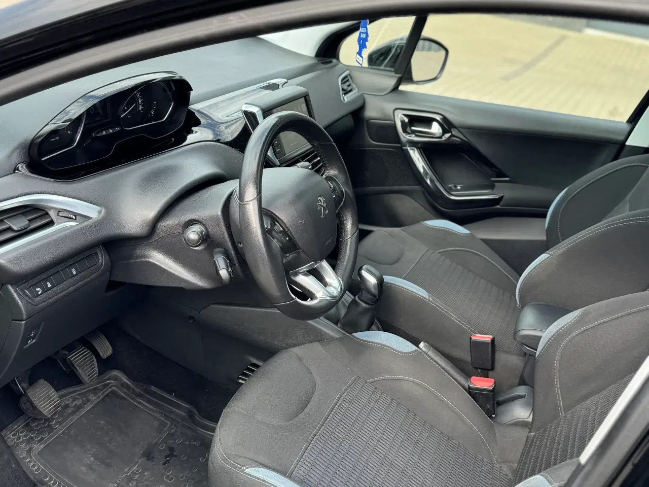 Billede 6 - Peugeot 208 1.2VTI 2015