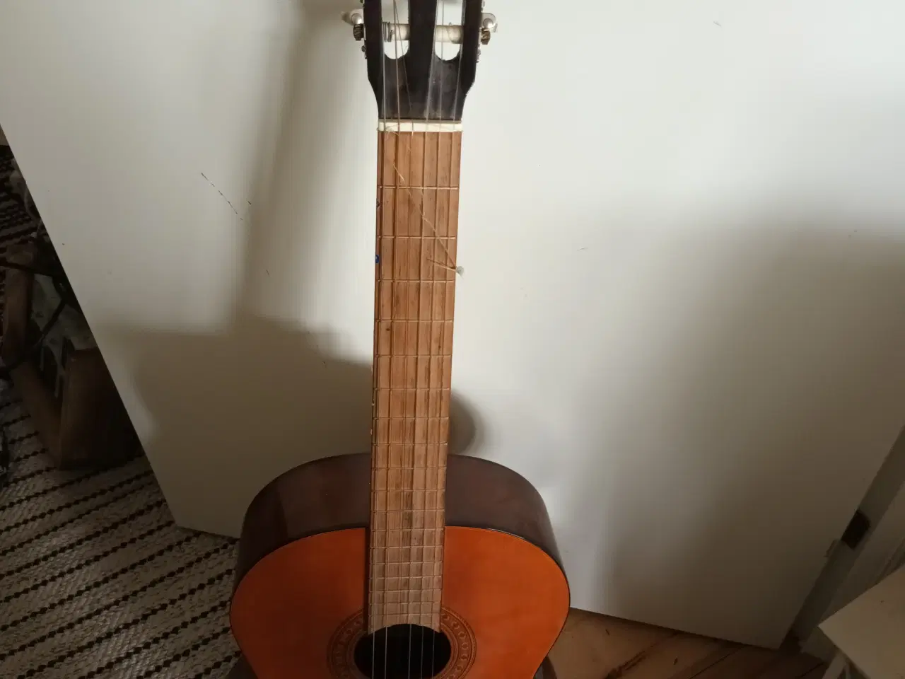 Billede 1 - KAGUSA AKUSTISK GUITAR