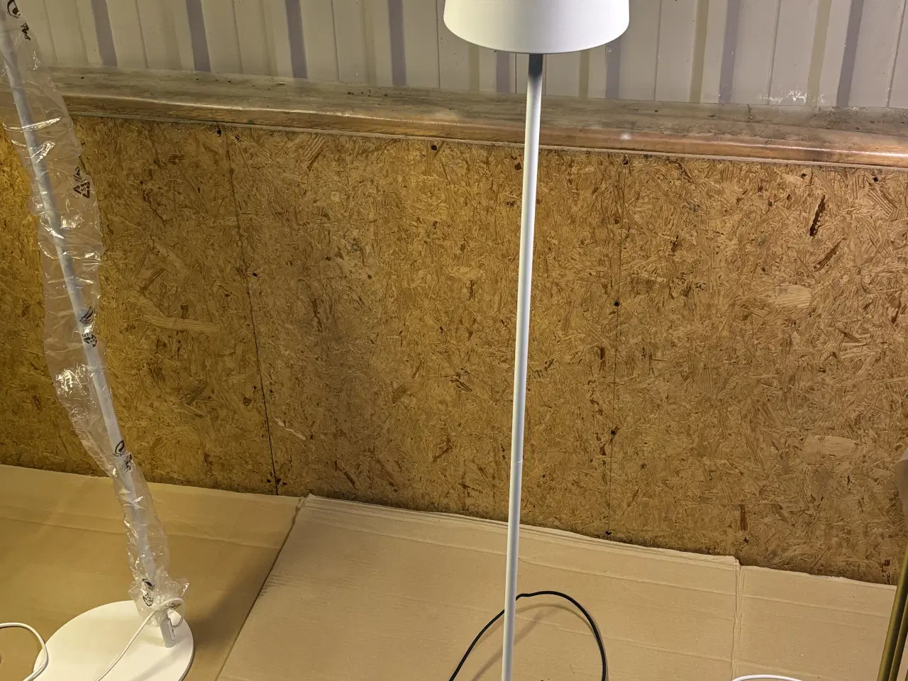 Billede 6 - Gulvlampe hvid