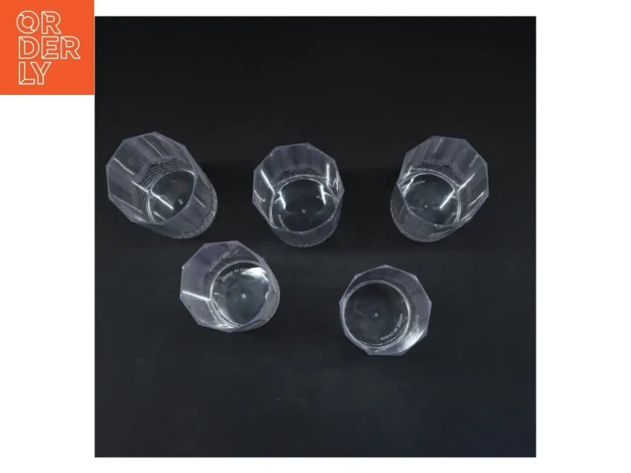 Billede 3 - Sæt af 5 drikkeglas (str. 5 styk. ø. 6,5. cm. længde. 15,5 cm)