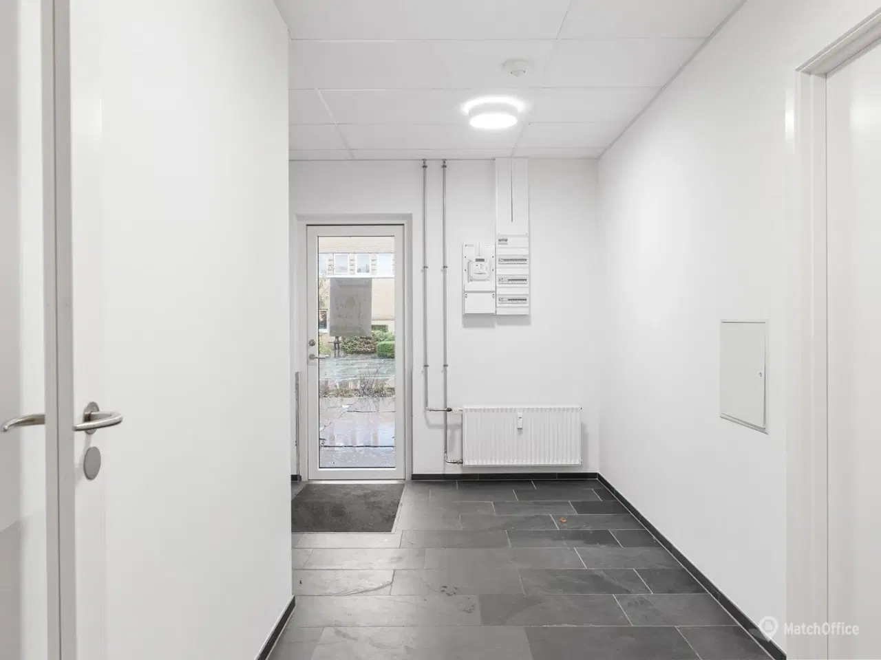 Billede 14 - Moderniseret kontor ved E45