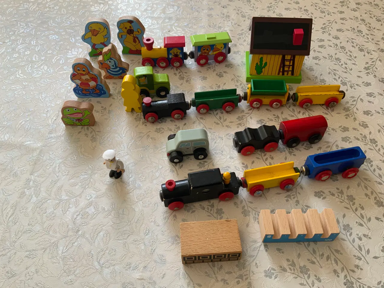 Billede 10 - TOGBANE BRIO OG ANDET, BAMSE OG KYLLING TOG MM