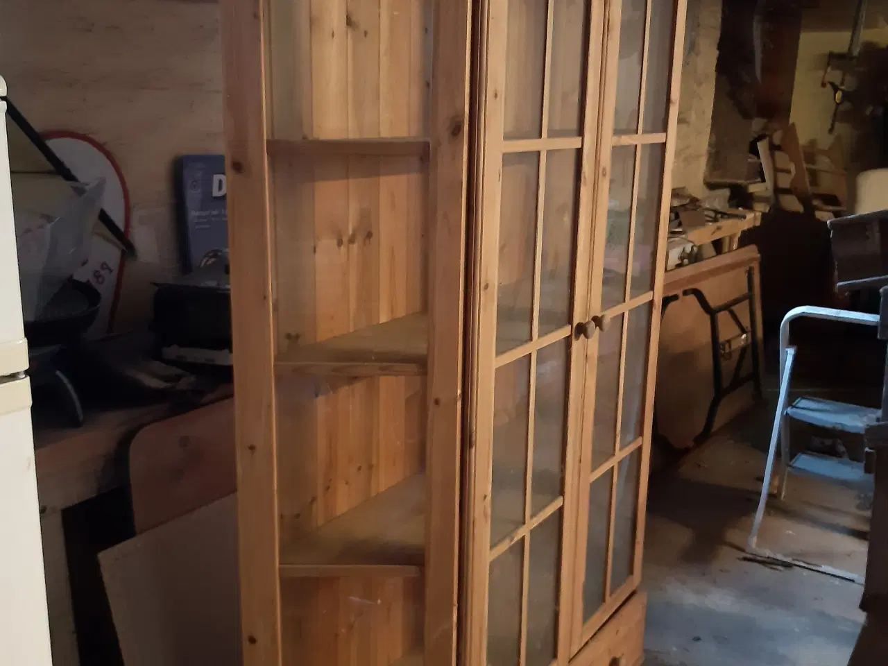 Billede 1 - Bog i fyr