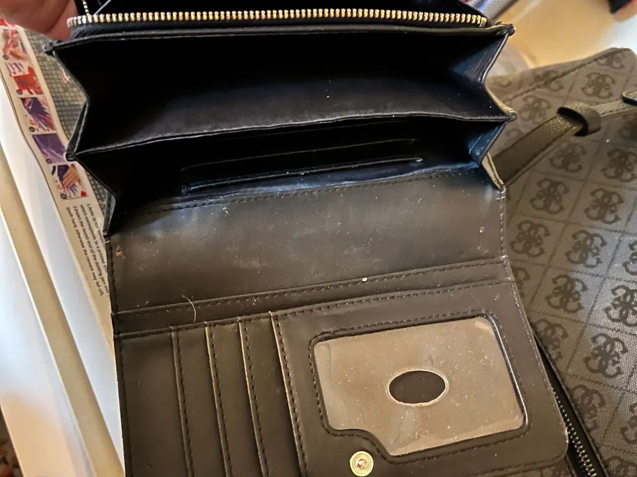 Billede 5 - Guess taske og pung 