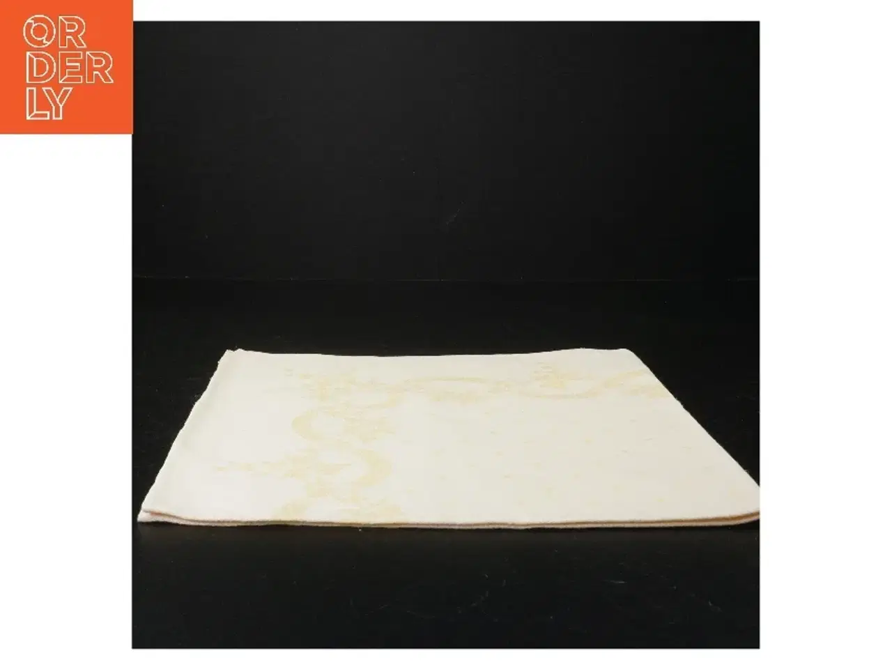 Billede 3 - Dug samt servietter vintage (str. 55 x 55 cm)