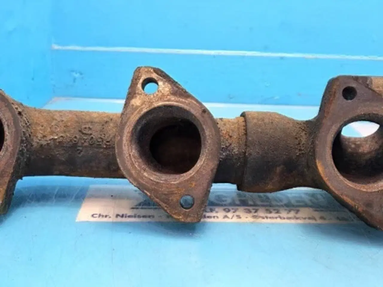 Billede 12 - John Deere 6125HZ001 Udstødningsmanifold R116838