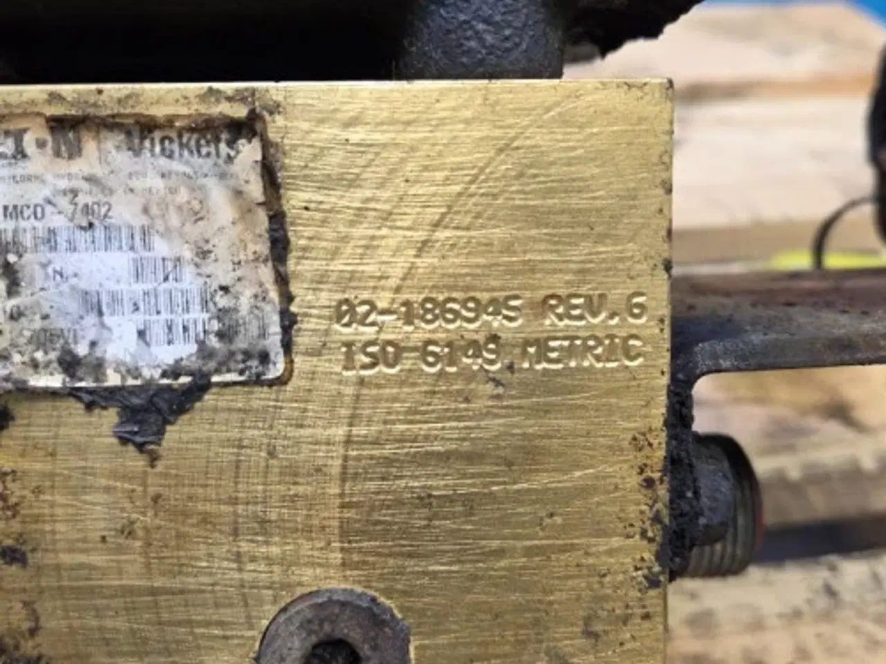 Billede 11 - Case 8010 Hydraulikventil 87109742