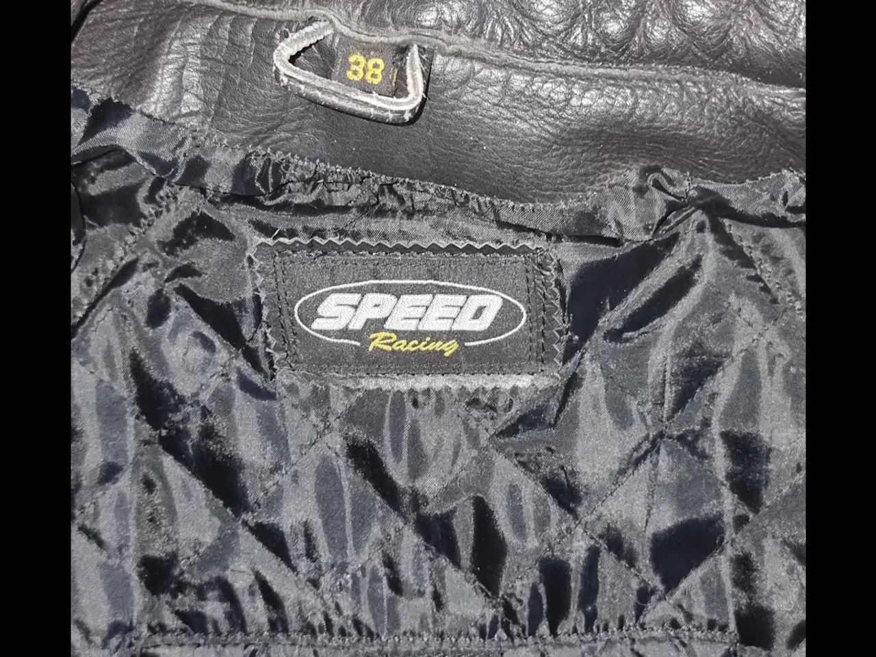 Billede 3 - Mc jakke til kvinde str. 38