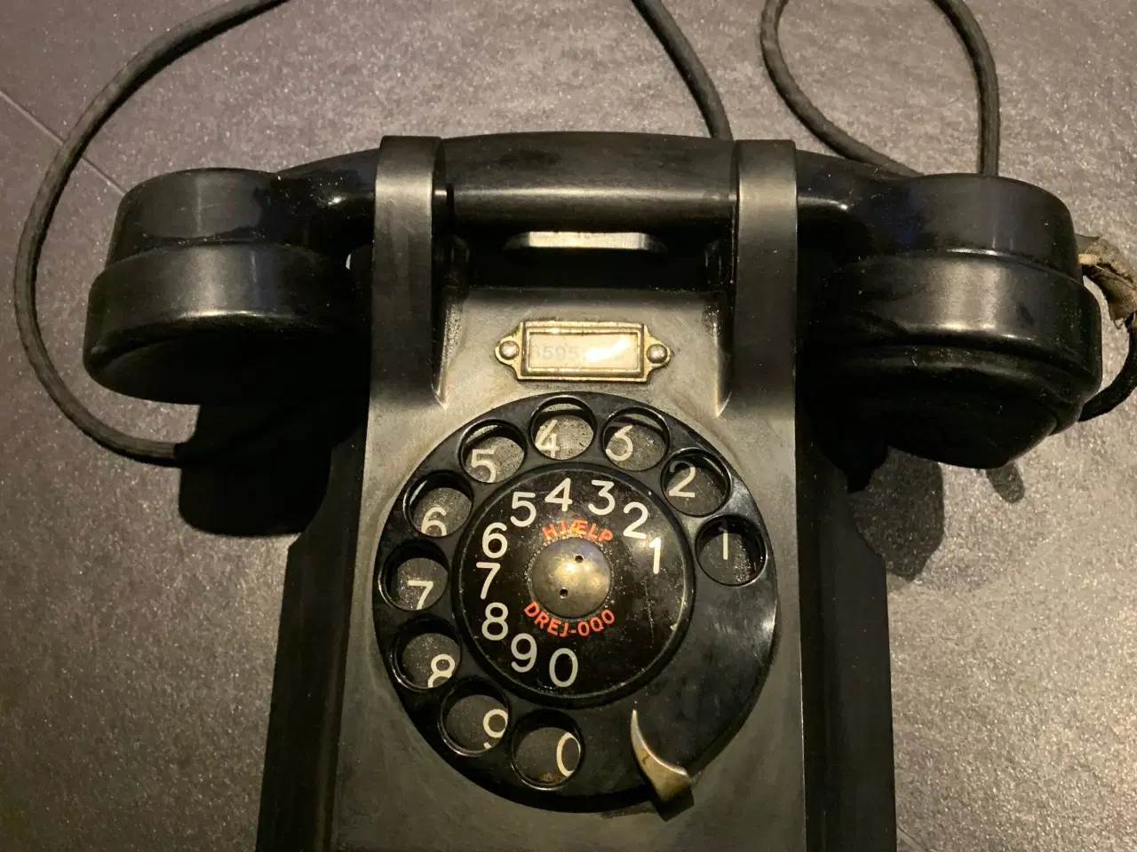 Billede 1 - Gammel væghængt telefon