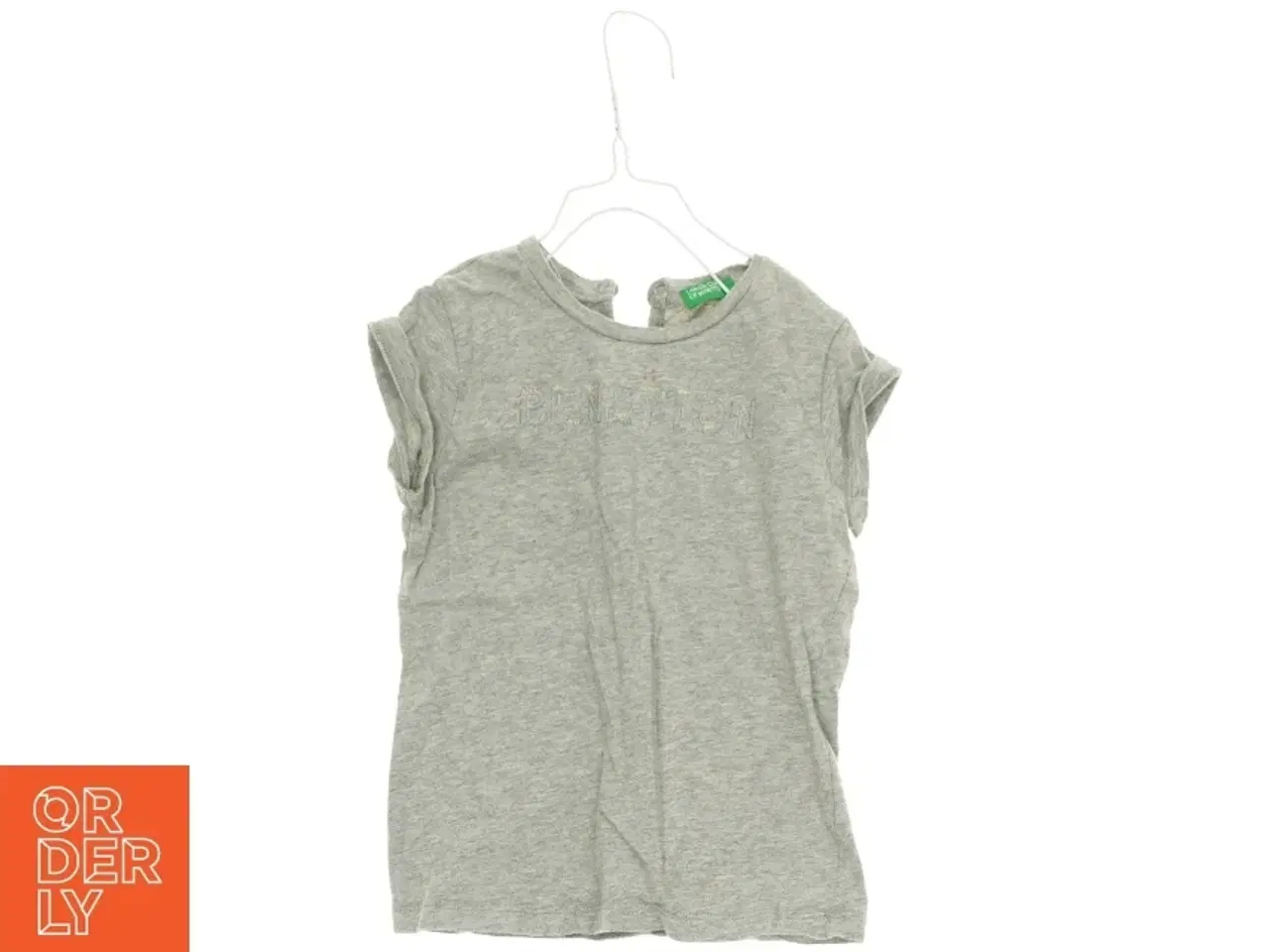 Billede 1 - T-Shirt fra Benetton (str. 98 cm)
