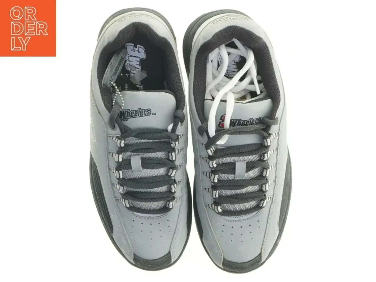 Billede 4 - Grå 3 Wheelers rullesko med snørebånd fra Skechers (str. 41,5 cm)