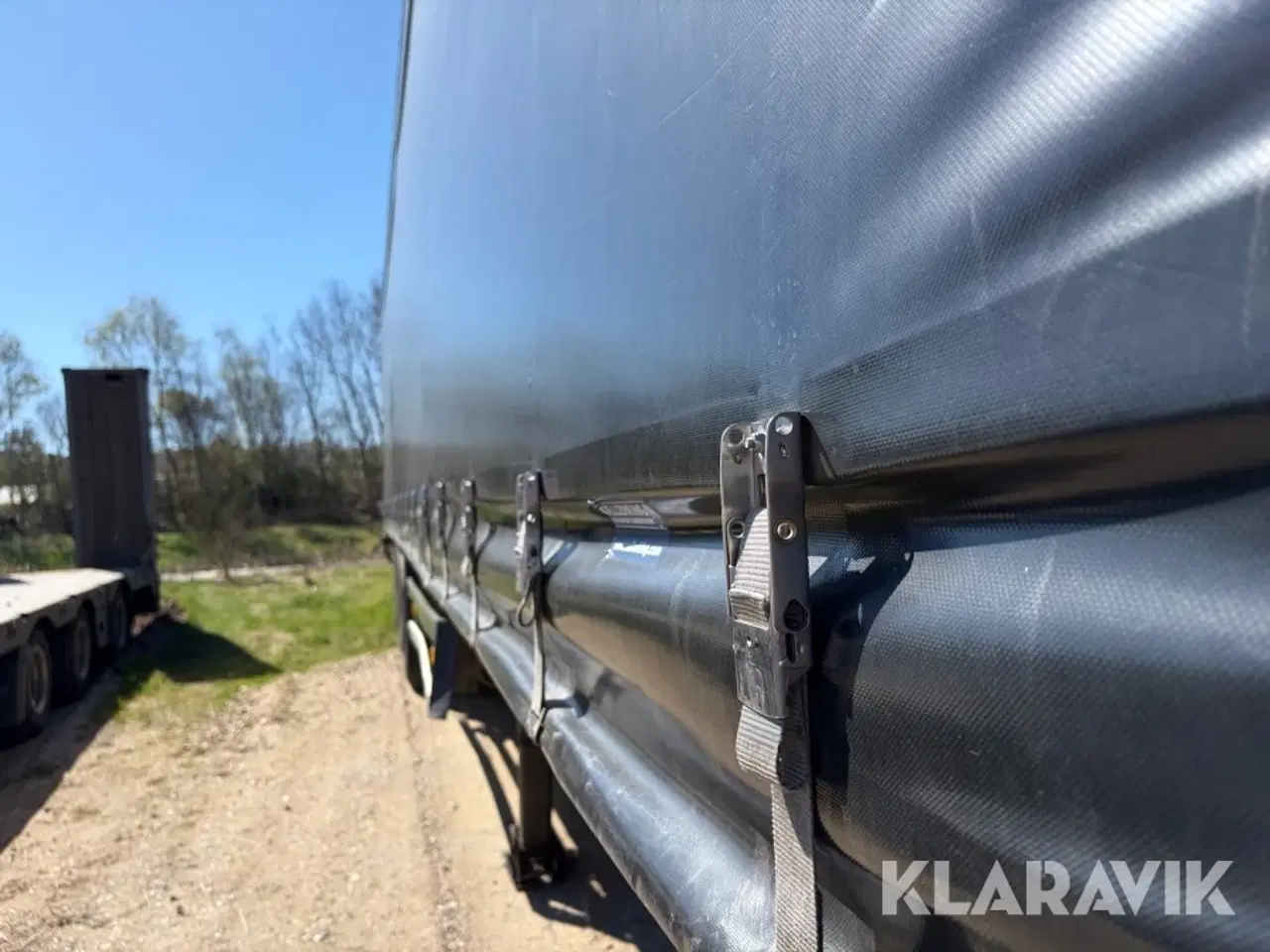 Billede 11 - Gardin trailer med bagmonteret truck Schmitz