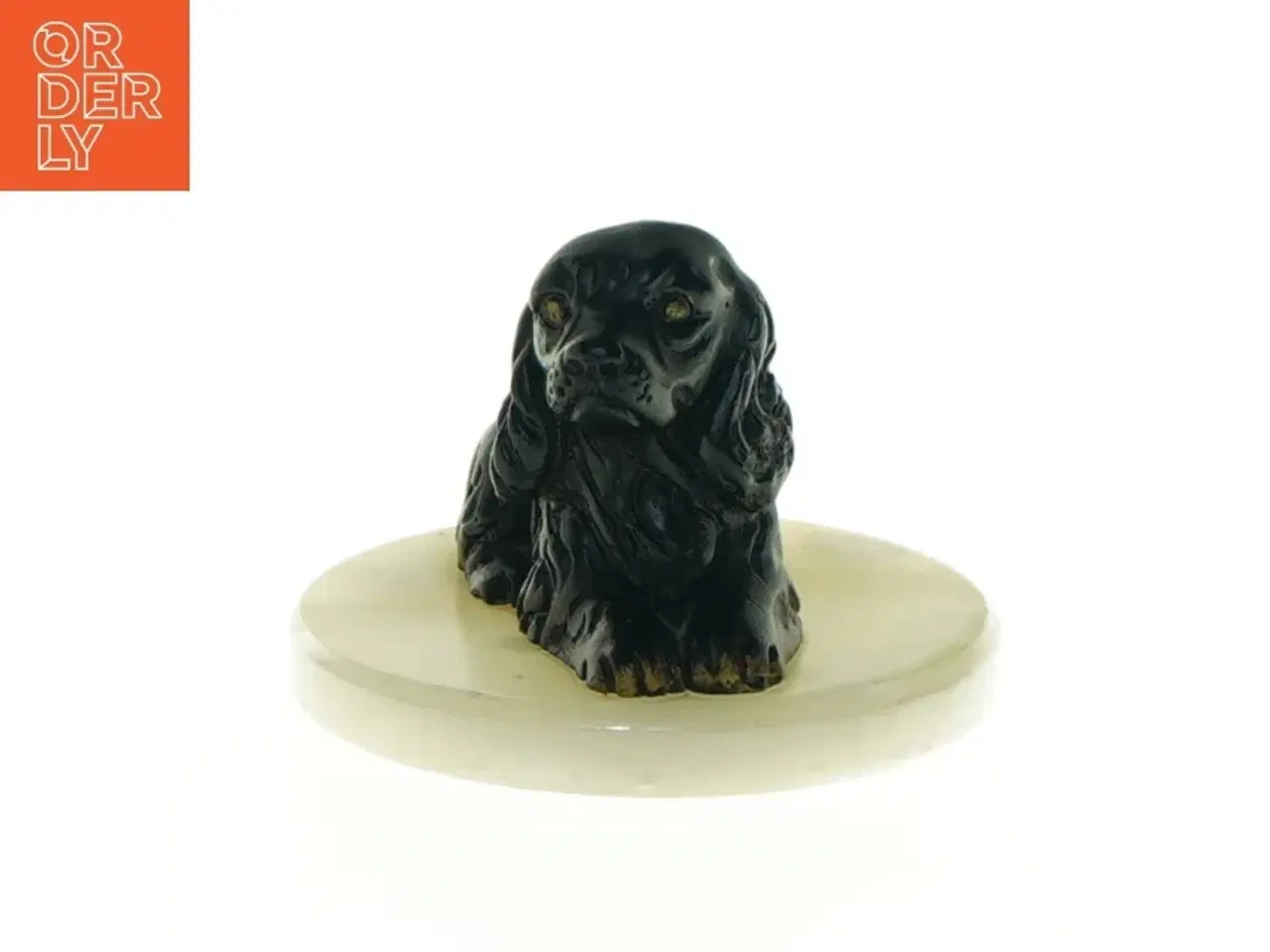 Billede 2 - Sort Cocker Spaniel hund figur på hvid marmor (str. Diameter 8 cm h, 6 cm)