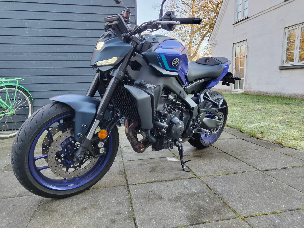 Billede 4 - Yamaha MT-09 lige kørt til. 