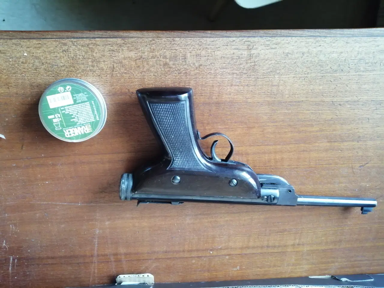 Billede 2 - Luftgevær m/ kikkertsigte samt pistol4.5mm