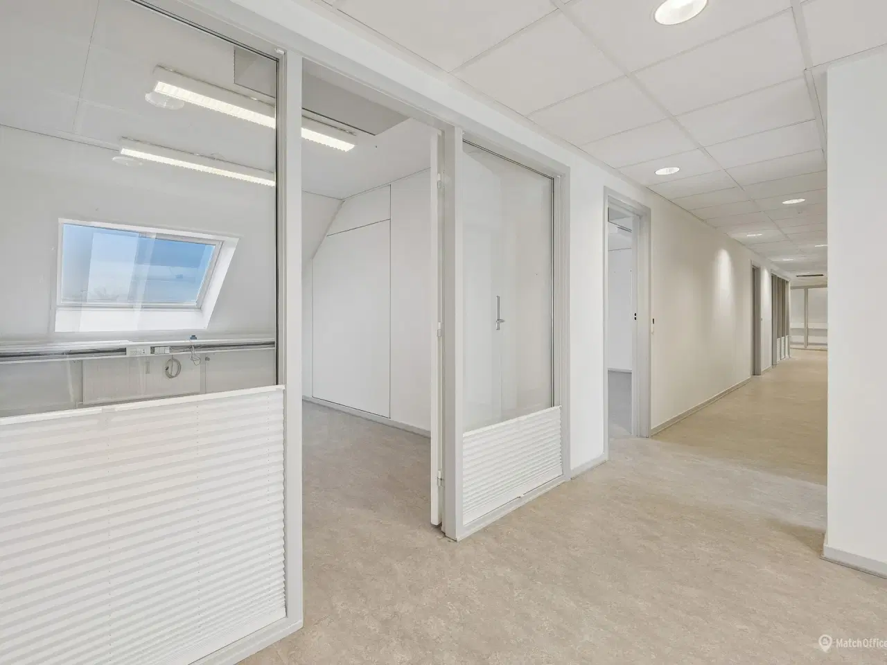 Billede 3 - Rummeligt lejemål med mange anvendelsesmuligheder