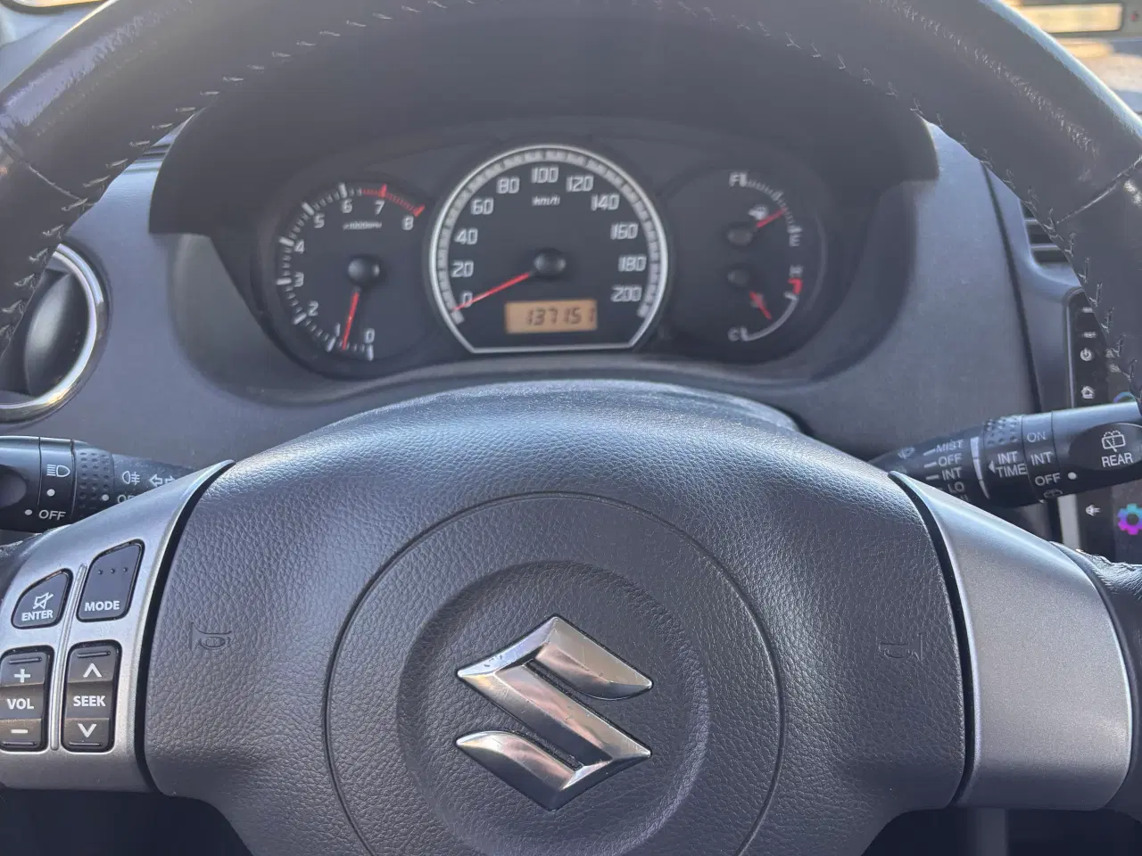 Billede 1 - Billig bil med lav km. 