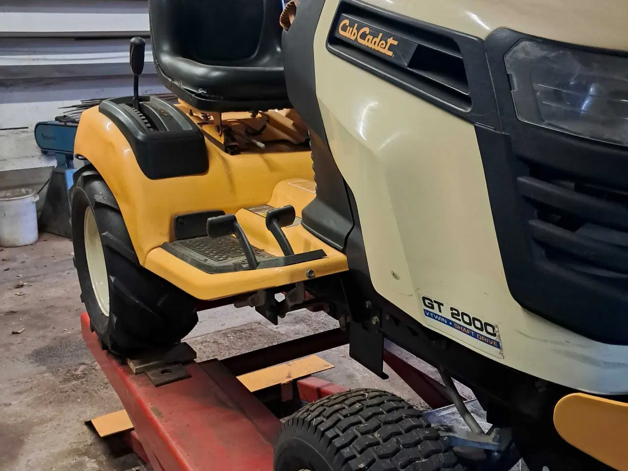 Billede 1 - Cub cadet  Gt2000
