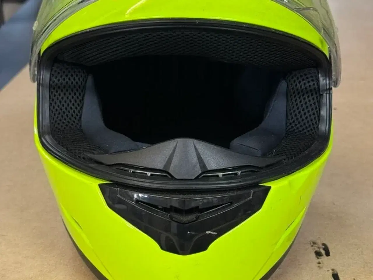 Billede 2 - MC hjelm, MT HELMETS