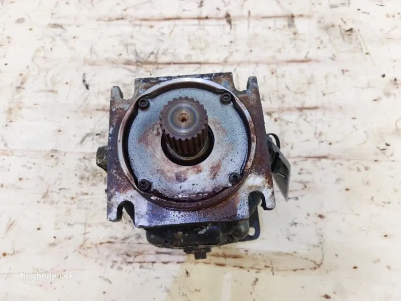 Billede 4 - New Holland FX375 Hydraulikmotor 89511750