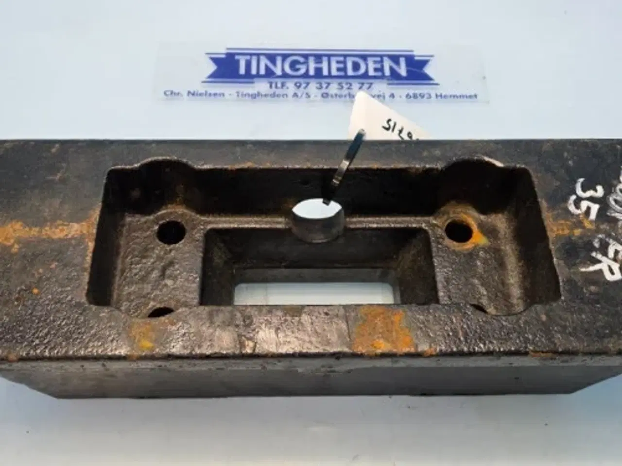 Billede 6 - New Holland Boomer 35 Vægt MT40006715