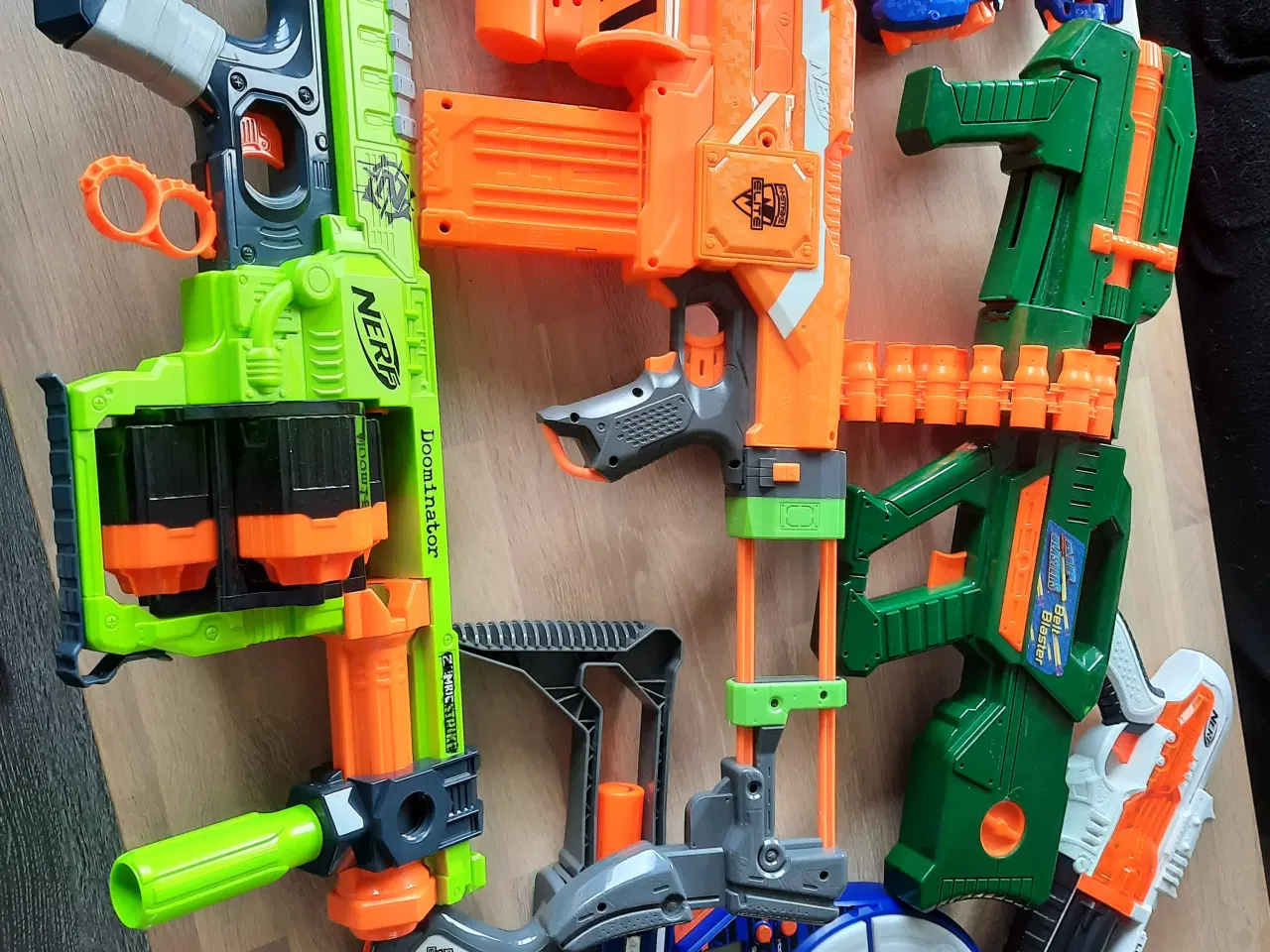 Billede 2 - Nerf Guns stor samling 