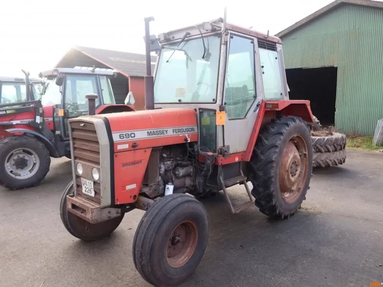 Billede 1 - TRAKTOR, Massey