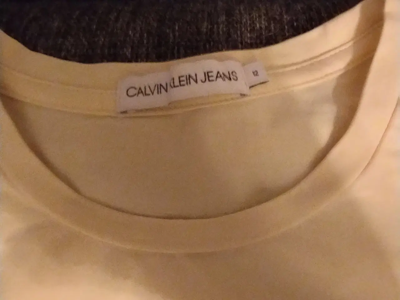 Billede 3 - Calvin Klein T-shirt 152 cm