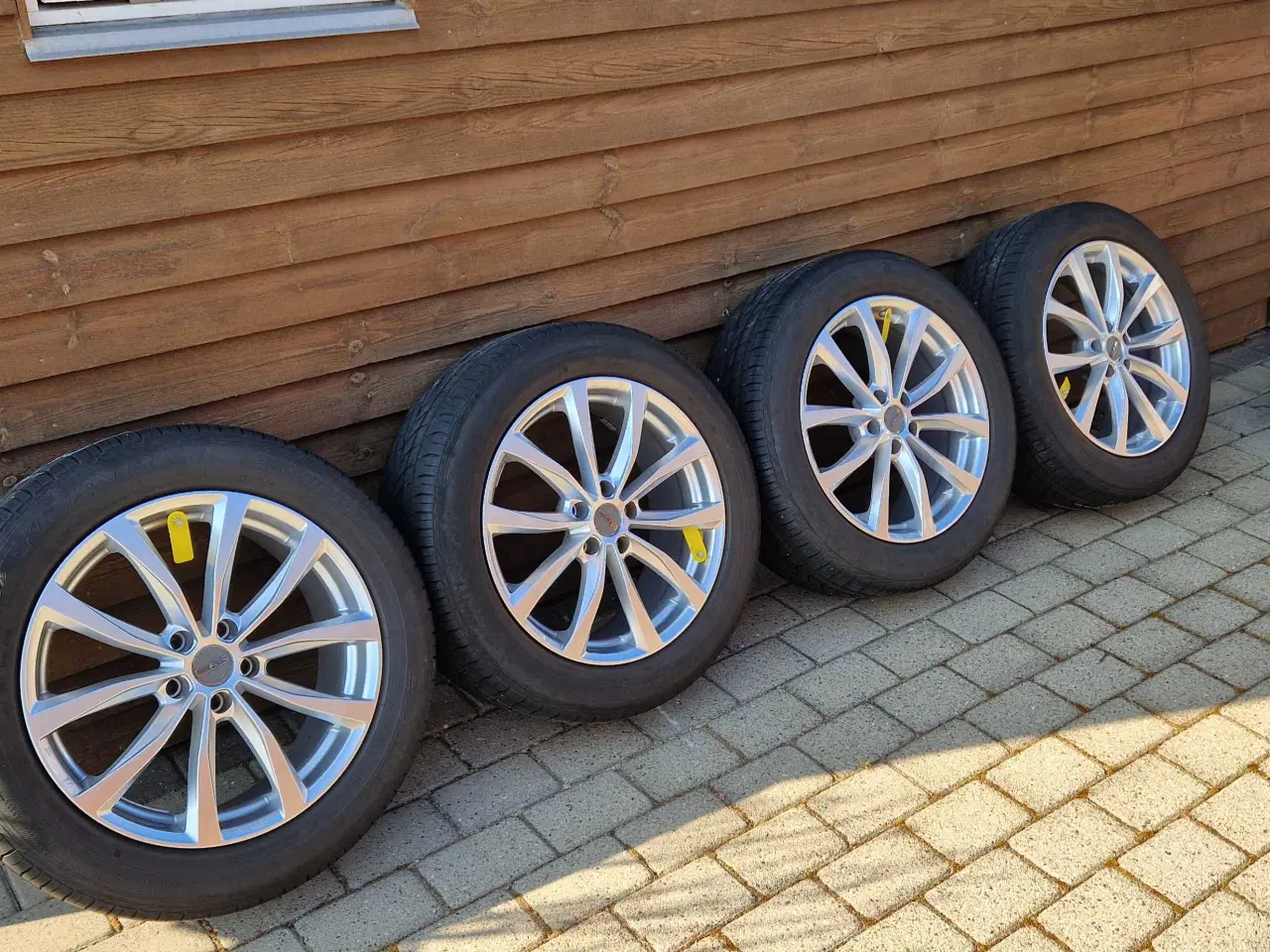 Billede 6 - Dæk med fælge 