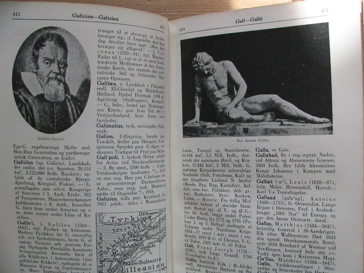 Billede 4 - Gyldendals verdenshistorie i 4 bind