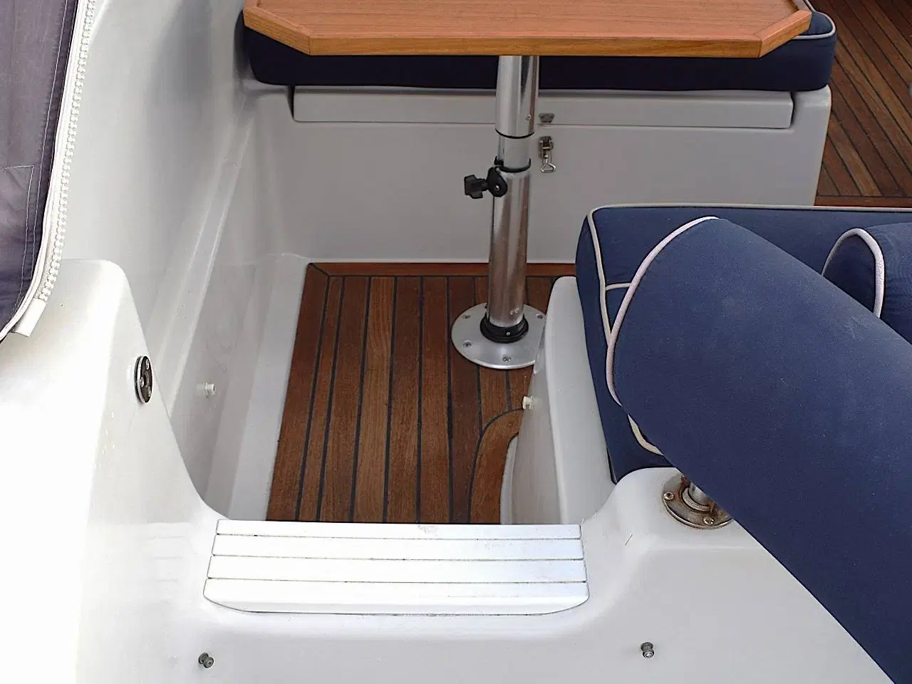 Billede 8 - Askeladden 605 Explorer - 115 HK Mercury/Udstyr