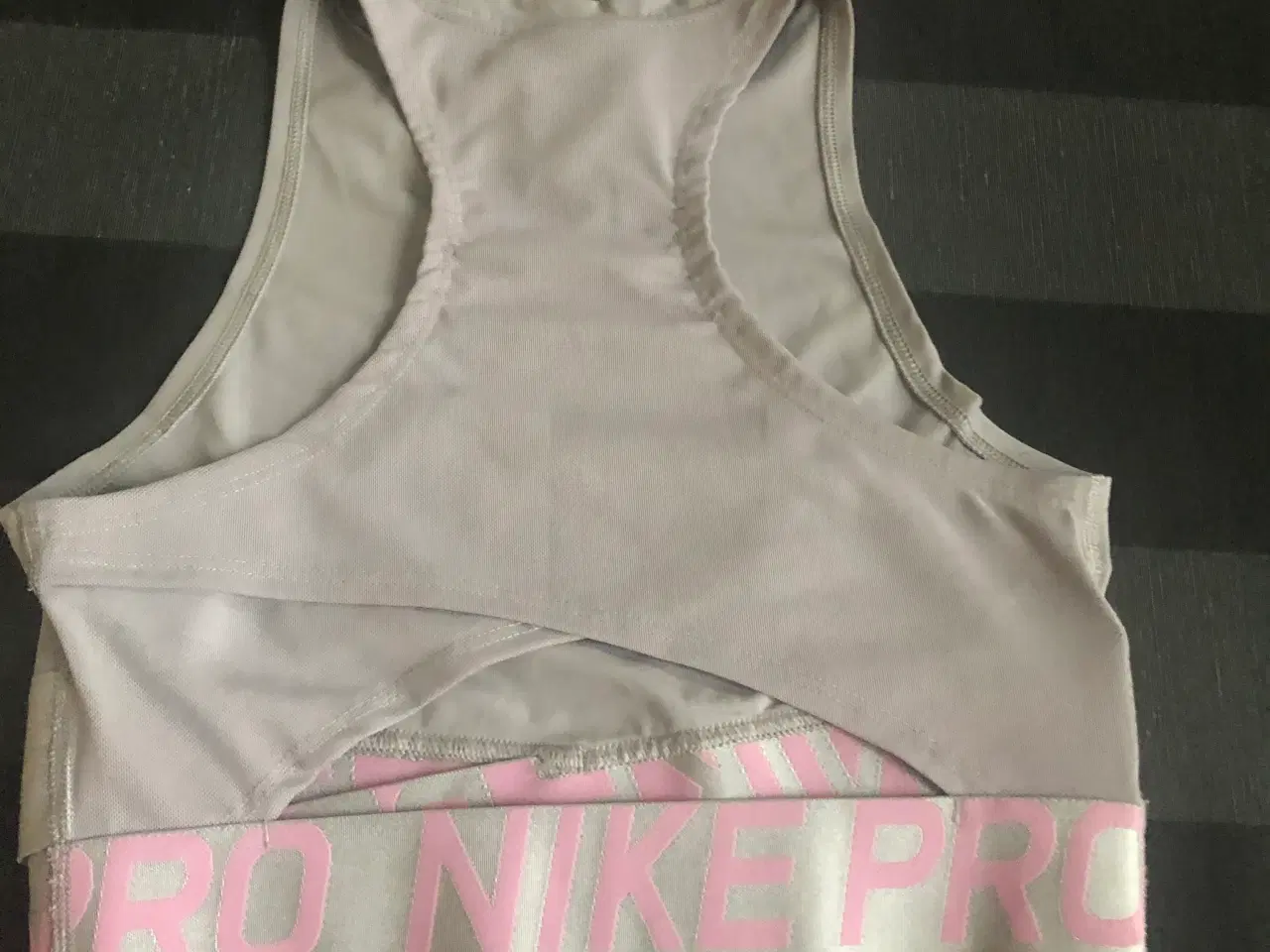 Billede 6 - Str. Small - BH - Mærke: NIKE