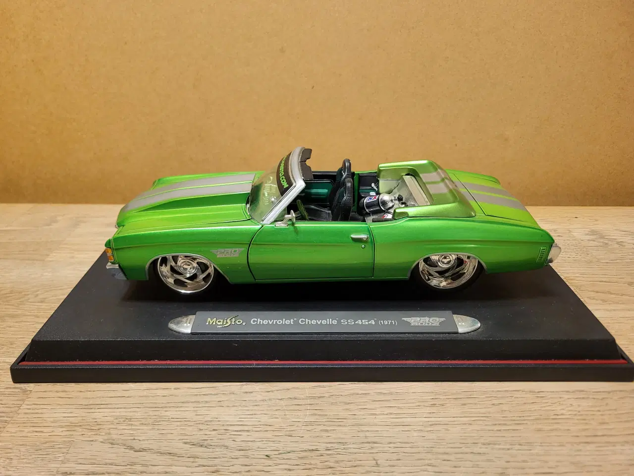 Billede 7 - Modelbiler 5 stk. 750 kr. 1:18