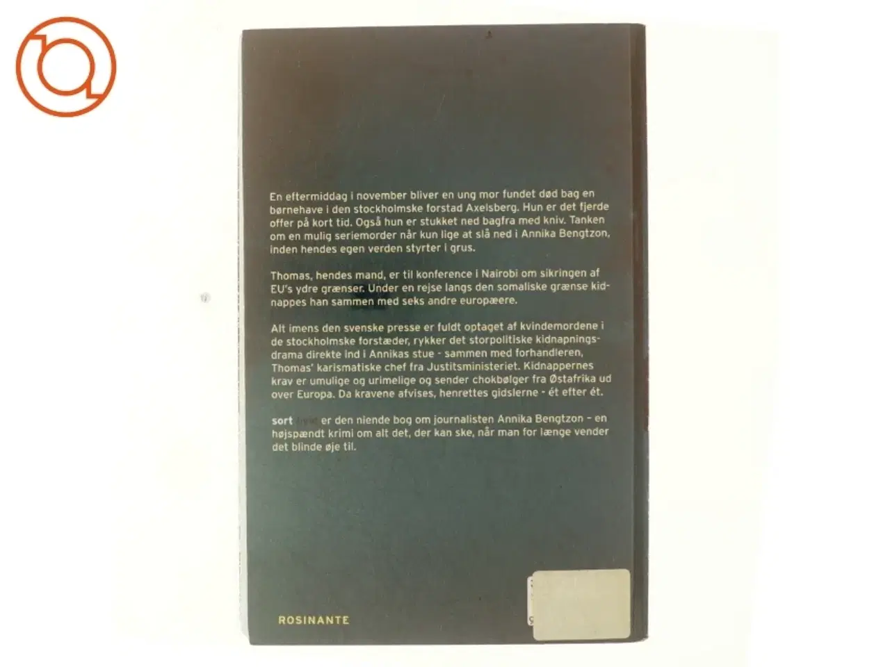 Billede 3 - Sort hvid af Liza Marklund