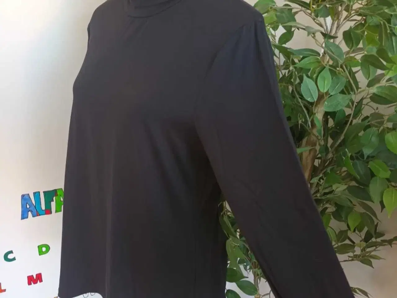 Billede 5 - Top. Vero Moda. XL/42