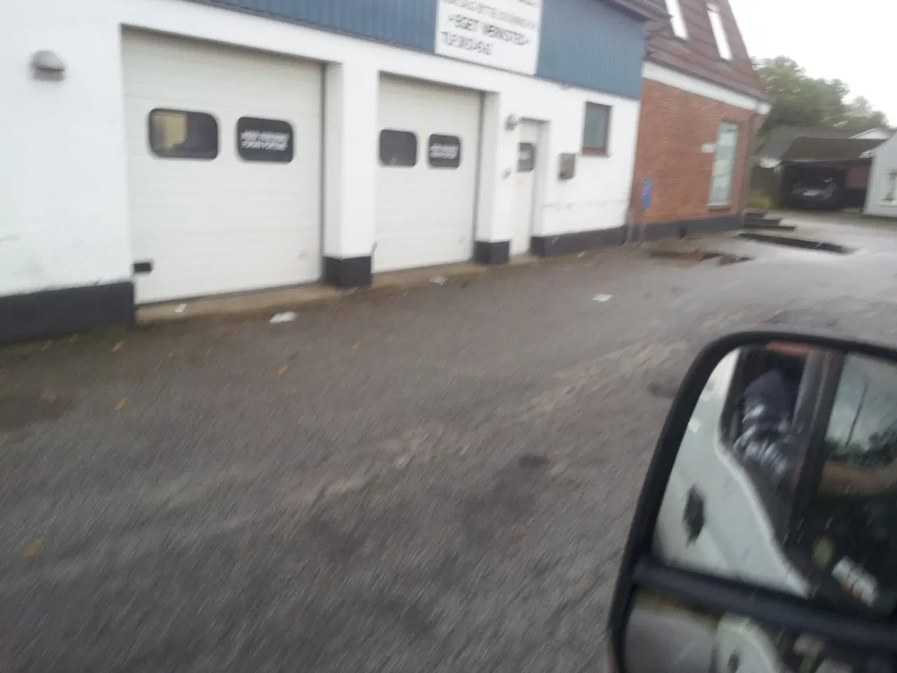 Billede 3 - Multiejendom midt i Landsby, med mange muligheder.