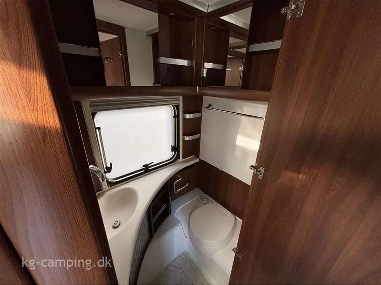 Billede 12 - 2016 - Fendt Brillant 650 TF   Lækker vogn med fritstående dobbeltseng