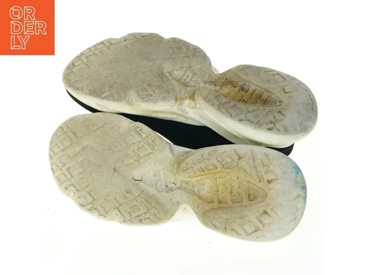 Billede 5 - Sorte sneakers (str. 39)