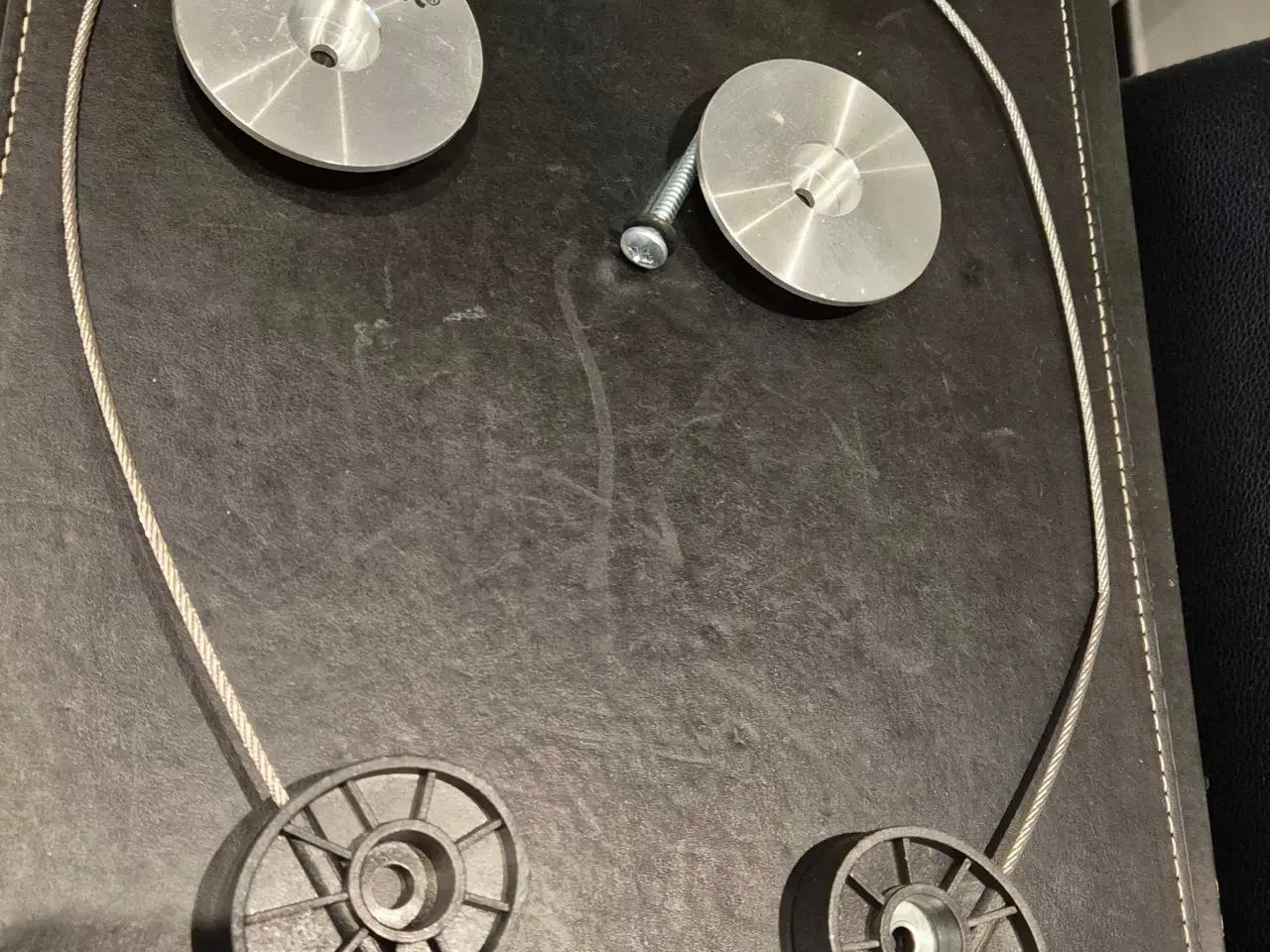 Billede 1 - Tv wire beslag