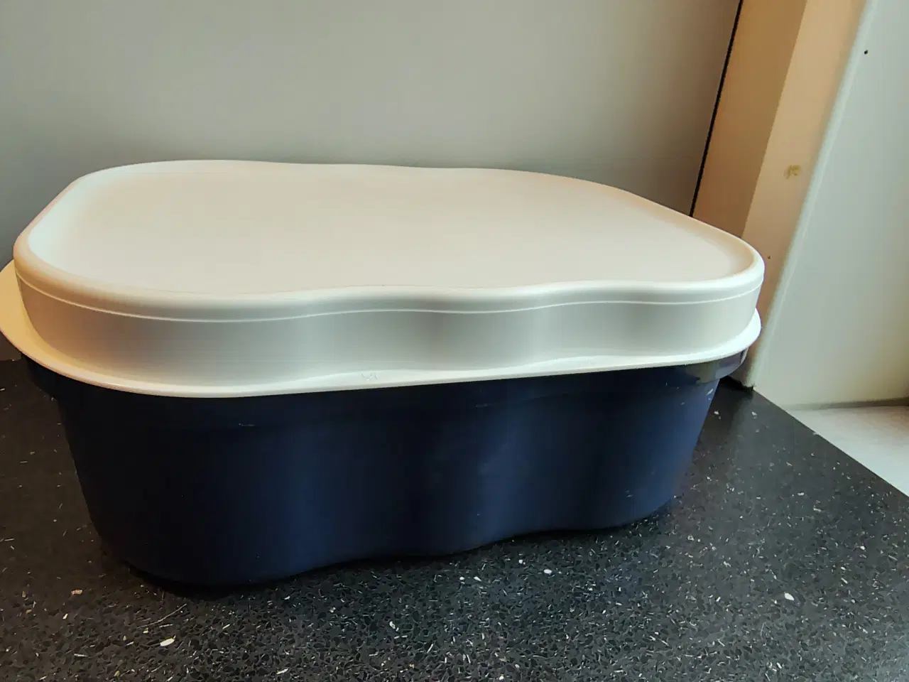 Billede 1 - Tupperware - Brødkasse