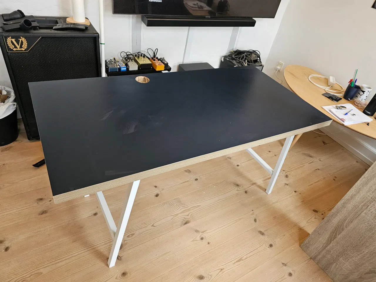 Billede 1 - Skrivebord / tv møbel