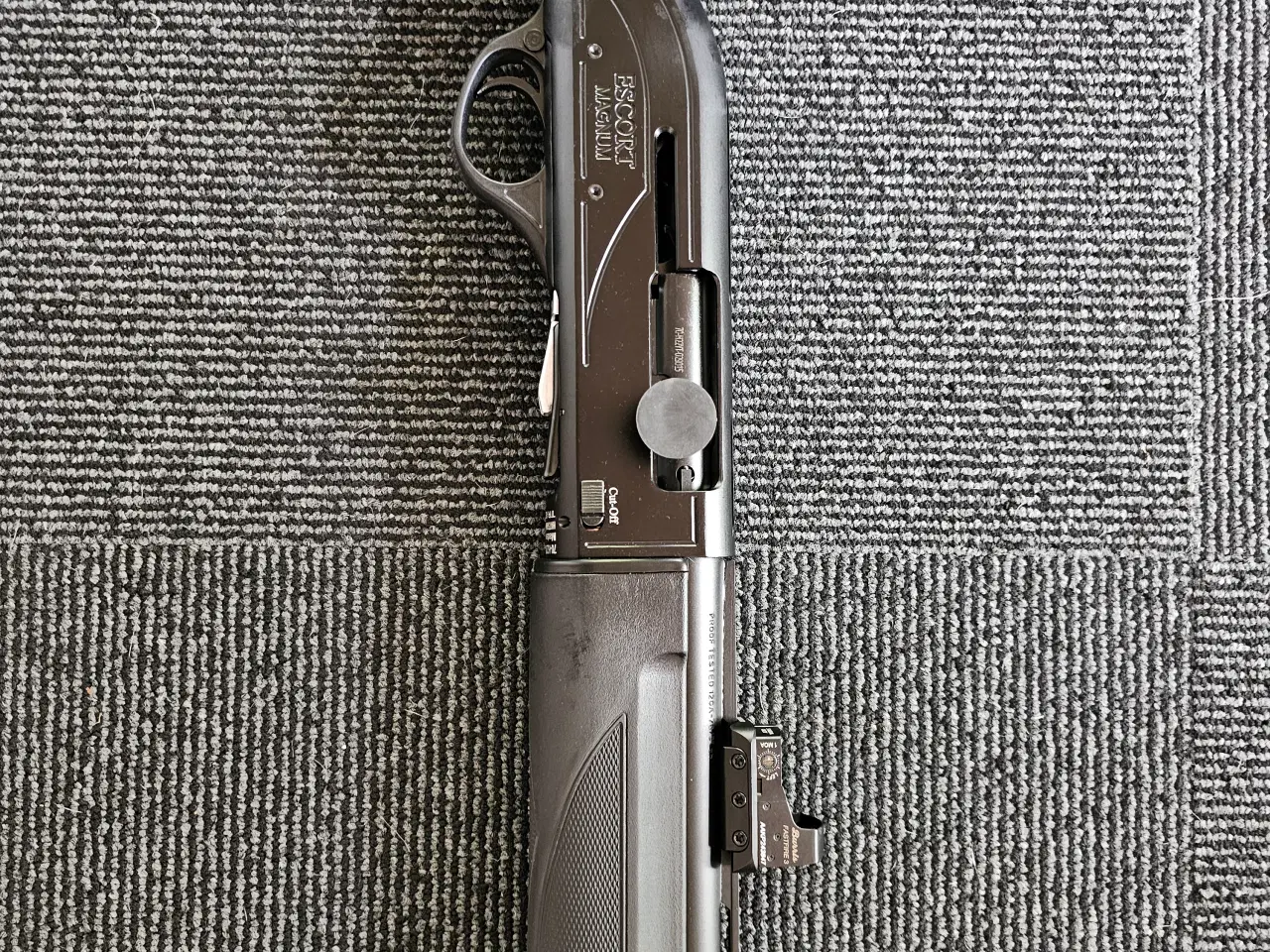 Billede 2 - Escort magnum PS Halvautomat 12/76. 