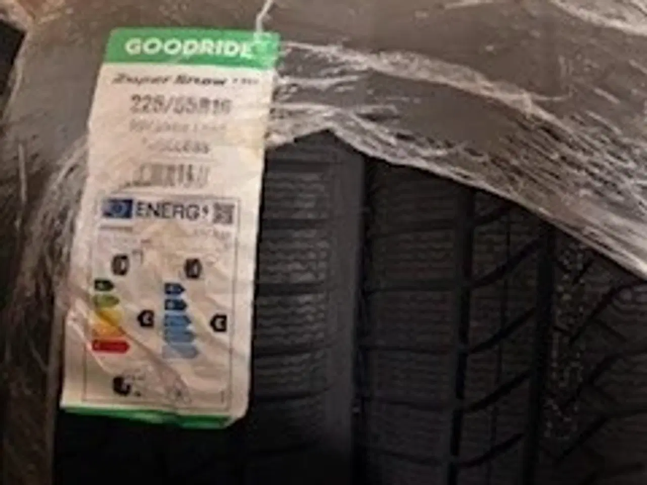 Billede 1 - Goodride 225/55R16 99V VINTERDÆK