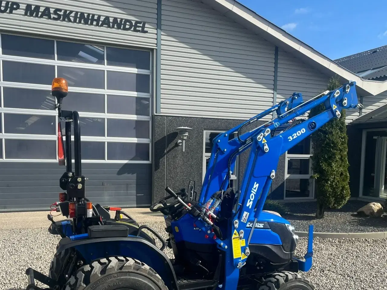 Billede 13 - Solis S26 6x2 med fuldhydraulisk frontlæsser og brede Industrihjulmontering
