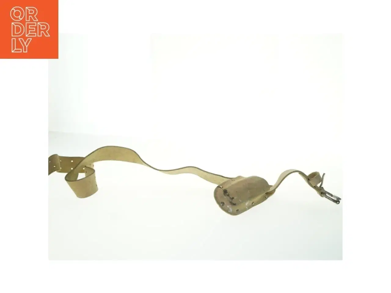 Billede 2 - Vintage læder bælte med knivskede (str. 136 cm)